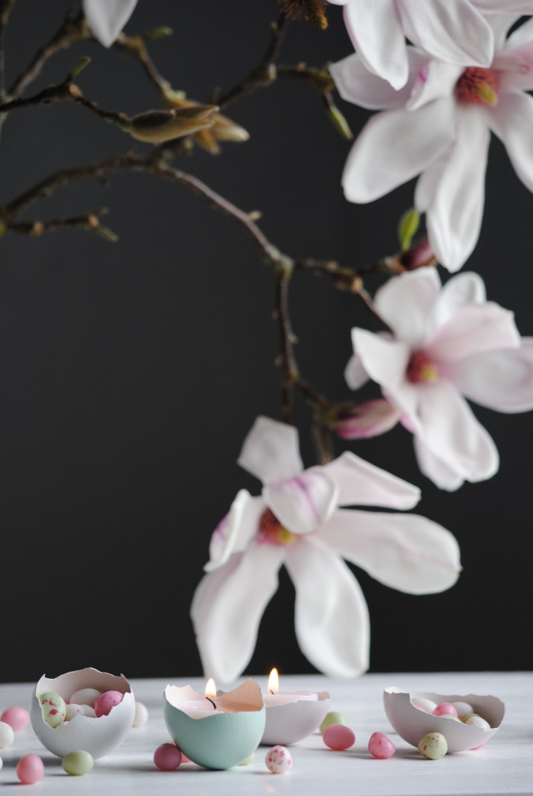 PetitSourireEasterCandle