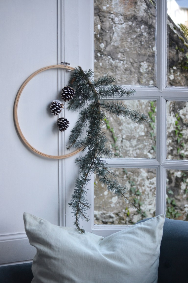 PetitSourirePinecones5