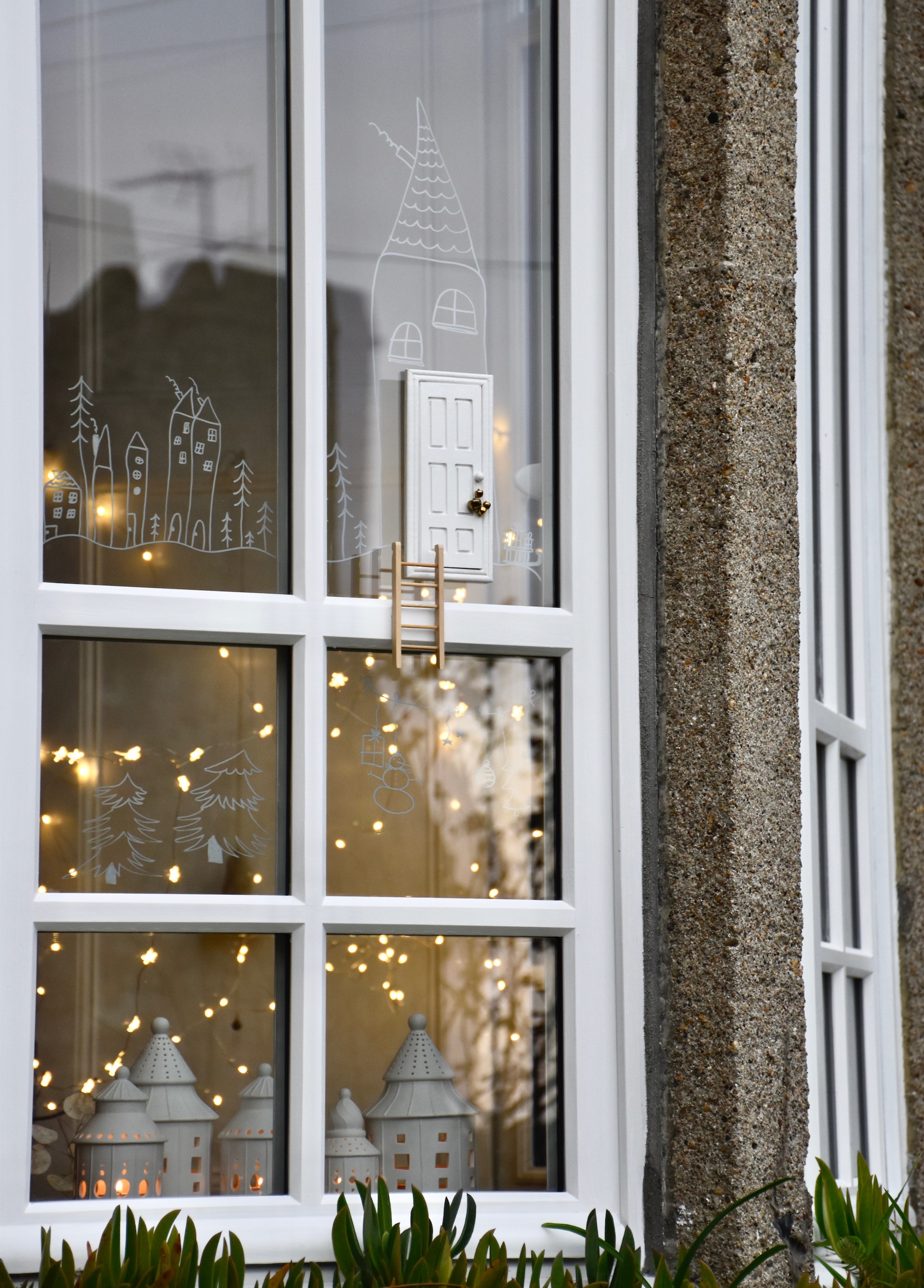 PetitsouriredesignWindowpaintings4